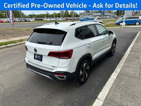 Certified 2024 Volkswagen Taos SE AWD/4WD image 8