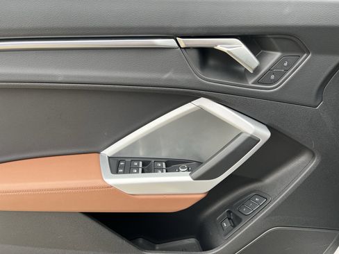 Used 2025 Audi Q3 2.0T Premium Plus w/ Premium Plus Package image 14