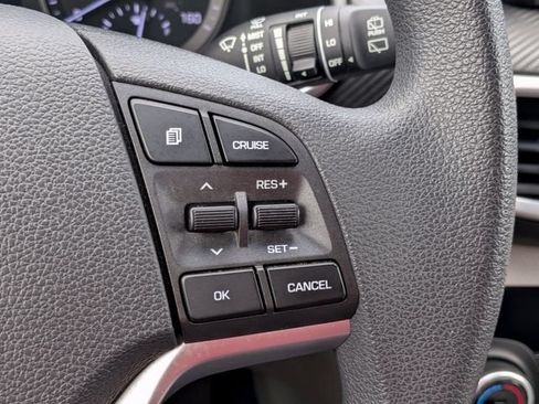 Used 2019 Hyundai Tucson Sport FWD image 25