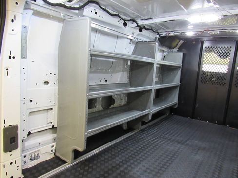 Used 2020 Ford Transit 250 Low Roof w/ Exterior Upgrade Package RWD image 17