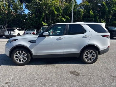 Used 2020 Land Rover Discovery SE AWD/4WD image 4