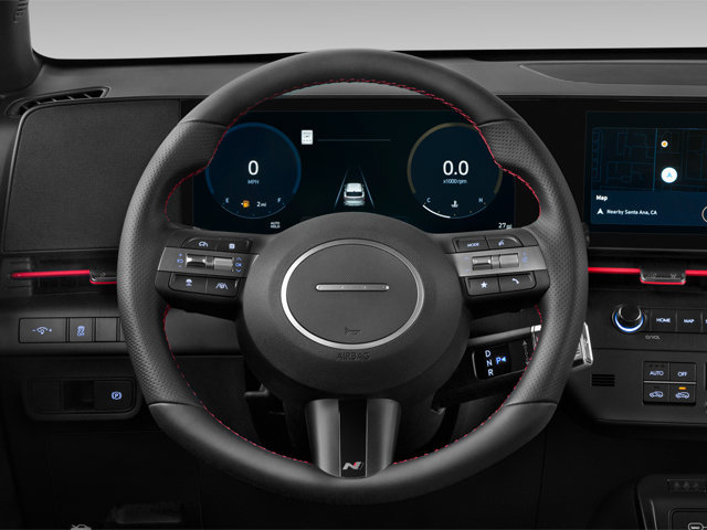 Used 2025 Hyundai Kona Limited FWD image 8