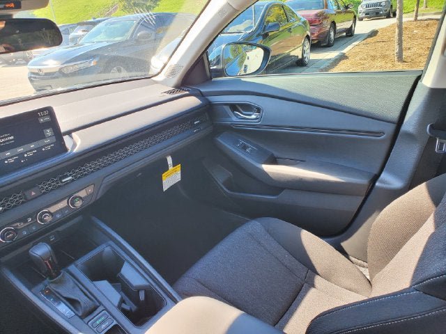 New 2026 Honda Accord LX image 17