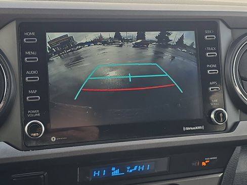 Certified 2023 Toyota Tacoma TRD Off-Road image 27