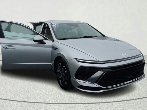 Used 2024 Hyundai Sonata SEL image 8