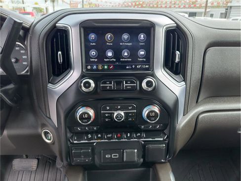 Used 2019 GMC Sierra 1500 SLT w/ SLT Premium Package image 6
