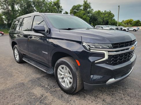 Certified 2024 Chevrolet Tahoe LS RWD image 3
