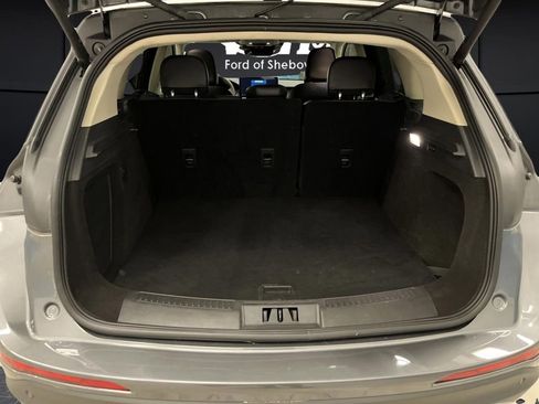 Used 2023 Lincoln Corsair AWD w/ Equipment Group 101A image 15