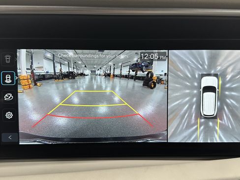 Used 2026 Hyundai Palisade Limited FWD image 26