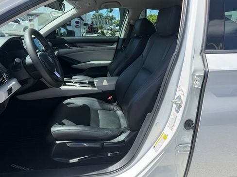 Used 2020 Honda Accord LX image 12