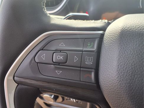 New 2026 Jeep Grand Cherokee Laredo X AWD/4WD image 5