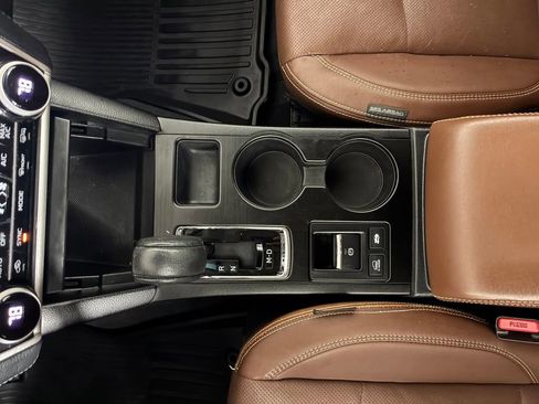 Used 2018 Subaru Outback 3.6R Touring w/ Popular Package #3 image 16