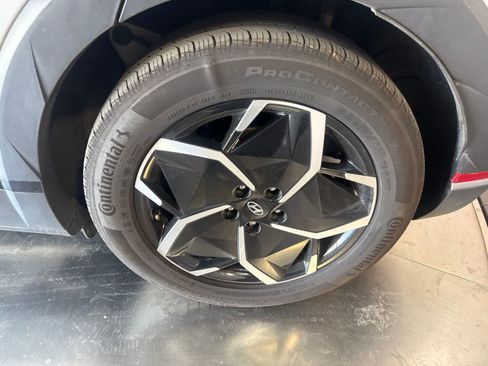 Used 2024 Hyundai Ioniq 5 SEL RWD image 9