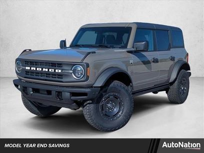 New 2025 Ford Bronco Big Bend w/ Black Diamond Package