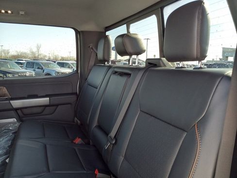 New 2025 Ford F250 Lariat w/ Lariat Ultimate Package AWD/4WD image 12