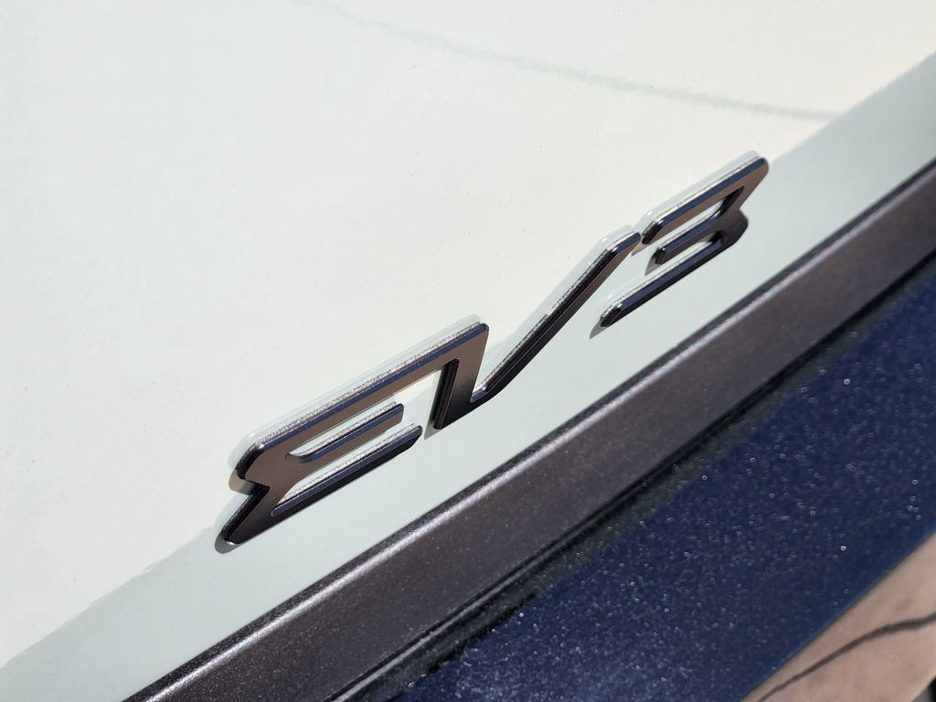 New 2027 Kia EV3 Wind FWD image 9
