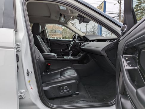 Used 2021 Land Rover Range Rover Evoque S image 29