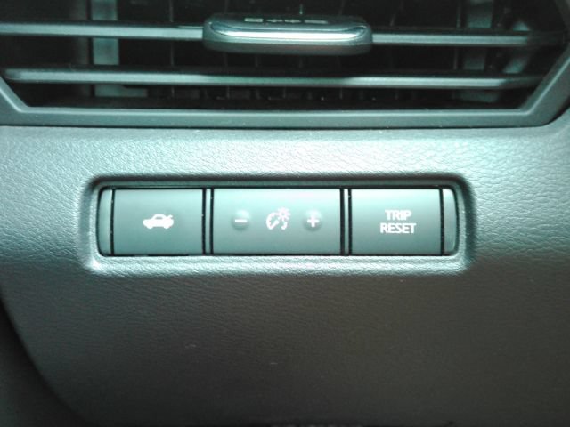 Used 2022 Nissan Altima 2.5 SR FWD image 33