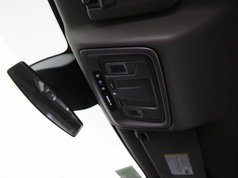 New 2026 GMC Sierra 2500 SLE w/ SLE Convenience Package image 22