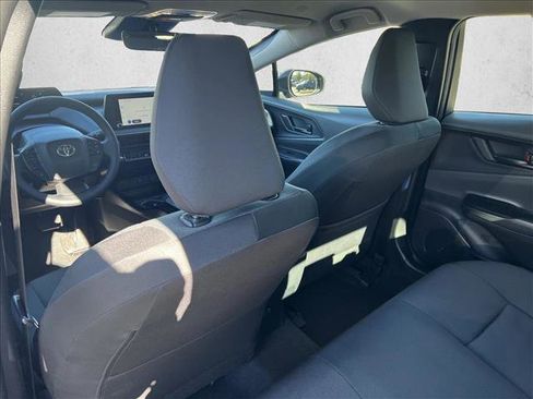 Certified 2025 Toyota Prius LE image 16