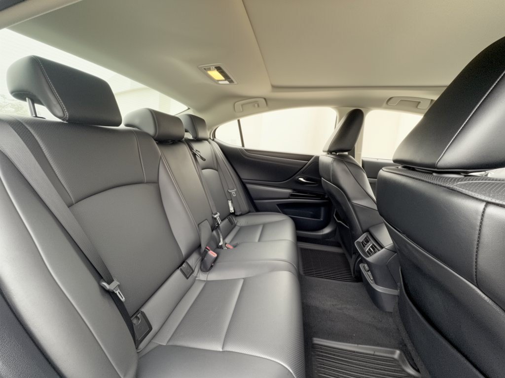 Certified 2025 Lexus ES 350 w/ Premium Package FWD image 30
