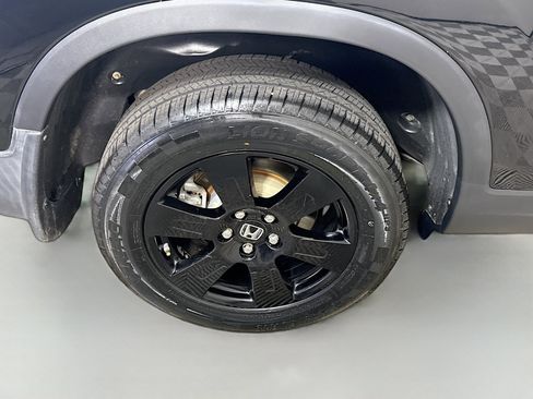 Used 2017 Honda Ridgeline Black Edition image 33