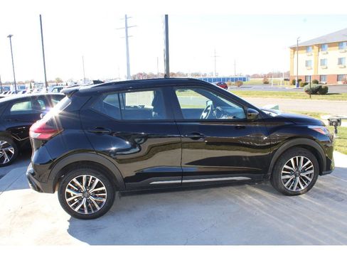 Used 2024 Nissan Kicks SR image 5