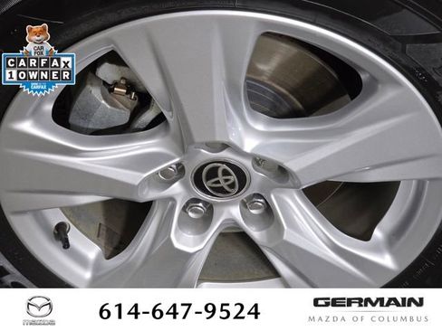 Used 2021 Toyota RAV4 XLE w/ Convenience Package AWD/4WD image 13