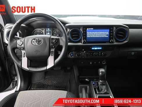 Used 2023 Toyota Tacoma TRD Sport AWD/4WD image 11