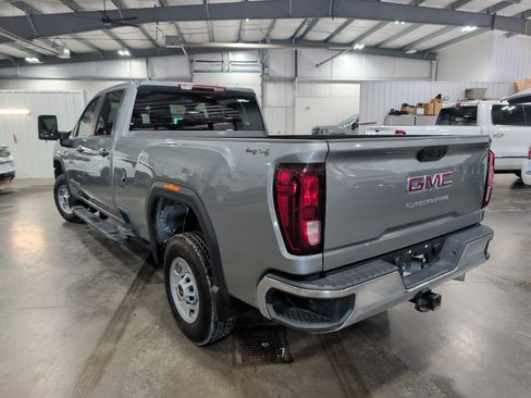 Used 2024 GMC Sierra 2500 Pro AWD/4WD image 4