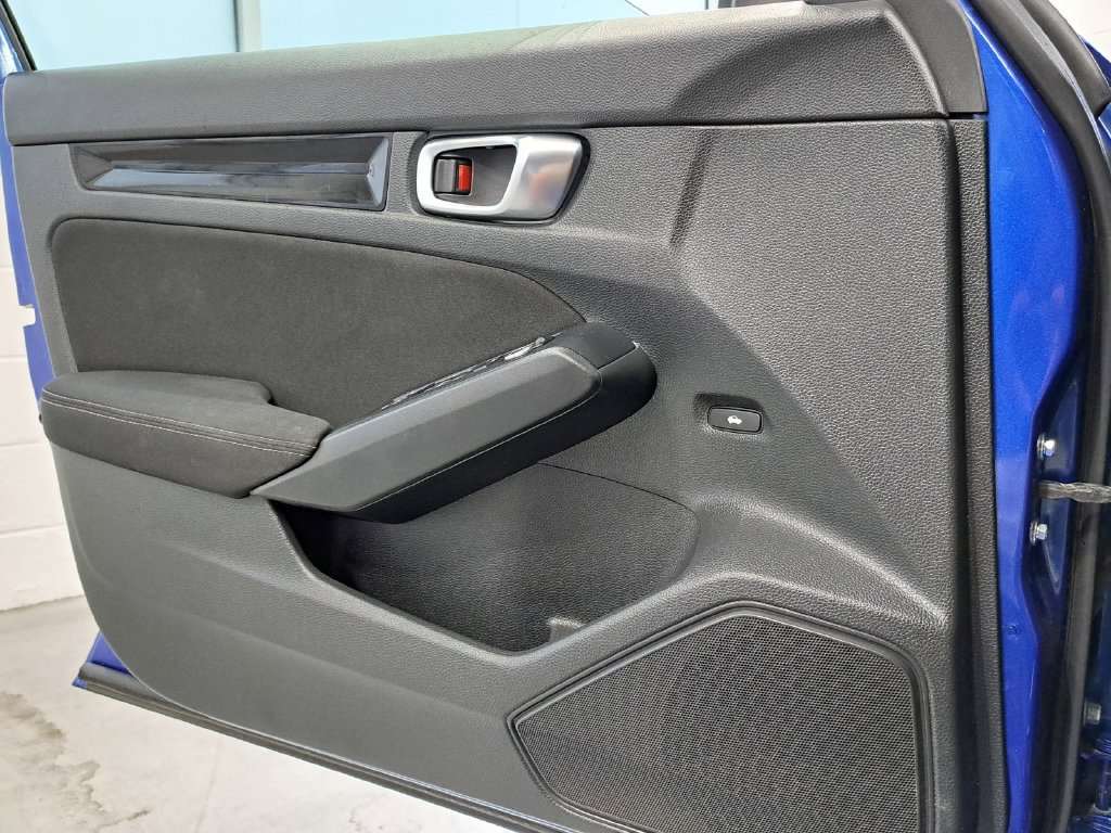 Used 2023 Honda Civic EX image 19
