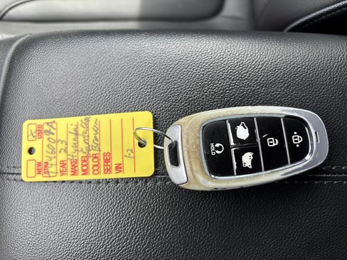 Used 2023 Hyundai Santa Cruz Limited w/ Cargo Package image 30