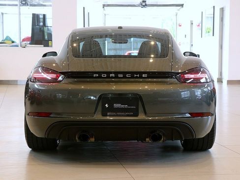 Used 2025 Porsche 718 Cayman GT4 image 27