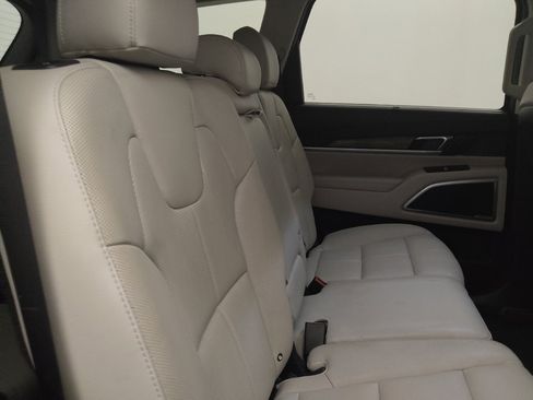 Used 2020 Kia Telluride EX FWD image 19