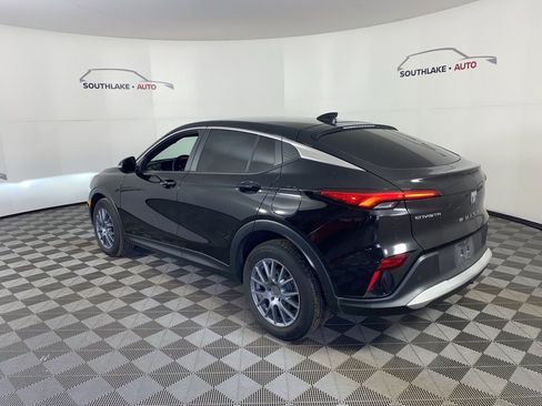 Used 2024 Buick Envista Preferred w/ Convenience I Package image 7