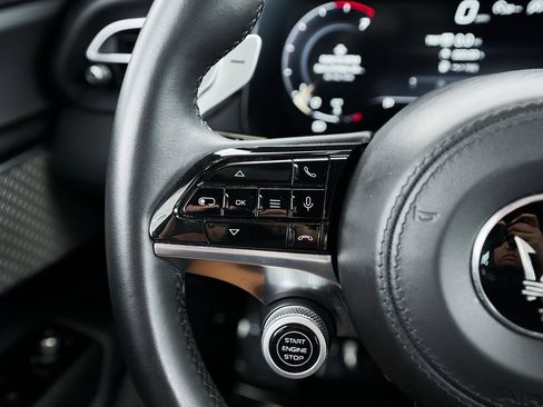 Used 2023 Maserati Grecale GT image 41