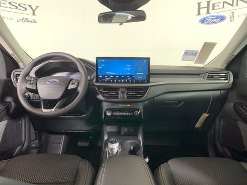 Used 2025 Ford Escape SE image 33