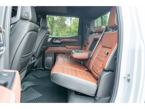 Used 2026 GMC Sierra 1500 Denali Ultimate AWD/4WD image 14