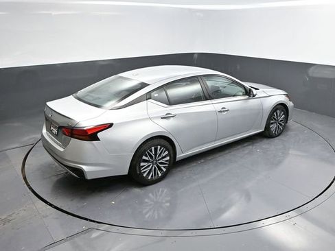 Used 2023 Nissan Altima 2.5 SV image 43