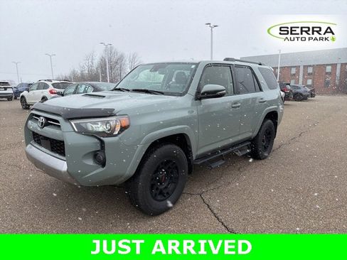 Used 2023 Toyota 4Runner TRD Off-Road Premium w/ Off Road Premium Plus Package image 1