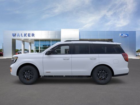 New 2026 Ford Expedition Tremor image 3