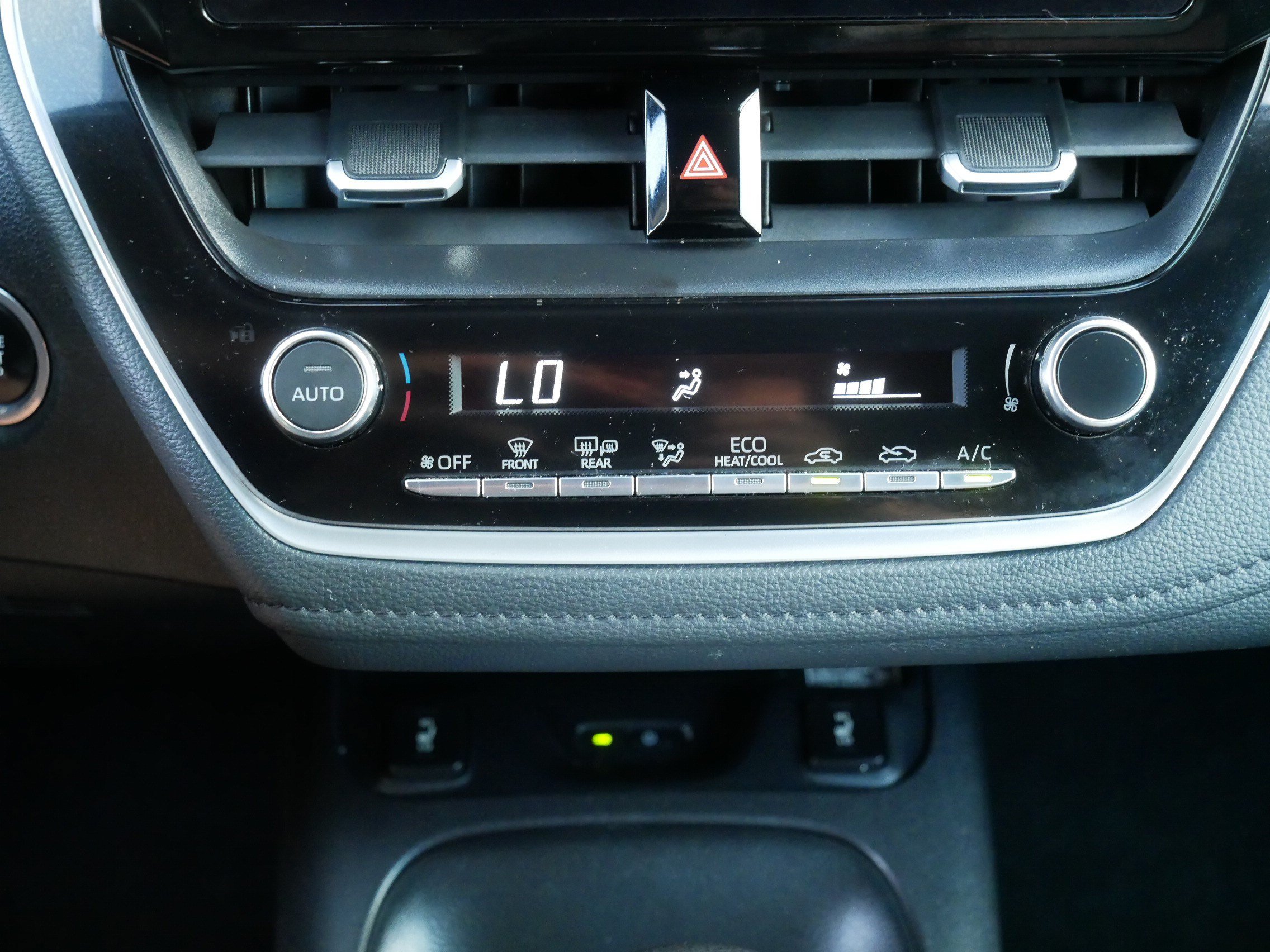 Used 2023 Toyota Corolla XSE w/ Carpet Mat Package (TMS) FWD image 23