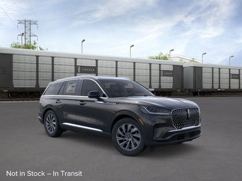 New 2026 Lincoln Aviator AWD image 8