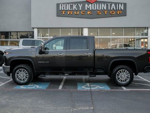 Used 2020 Chevrolet Silverado 2500 High Country w/ Z71 Off-Road Package image 15