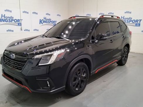 Used 2023 Subaru Forester Sport image 6