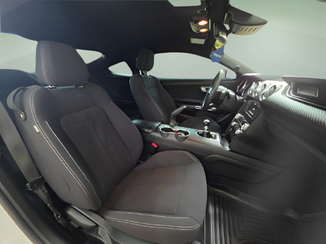 Used 2021 Ford Mustang Coupe RWD image 9