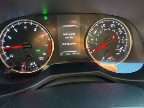 Used 2019 Toyota RAV4 XLE image 17