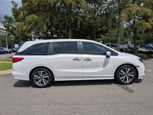 Certified 2023 Honda Odyssey Touring image 7