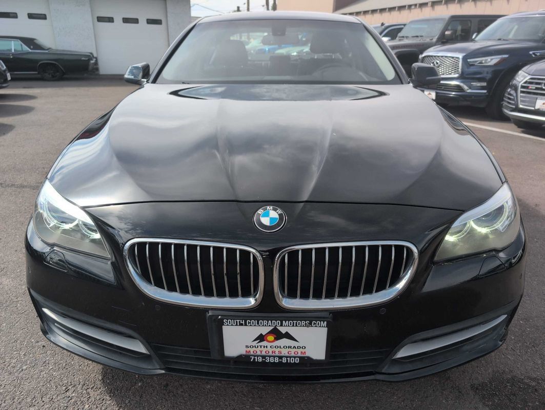 Used 2014 BMW 528i xDrive Sedan AWD/4WD image 2