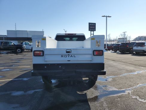 New 2025 GMC Sierra 3500 SLE w/ SLE Convenience Package AWD/4WD image 5